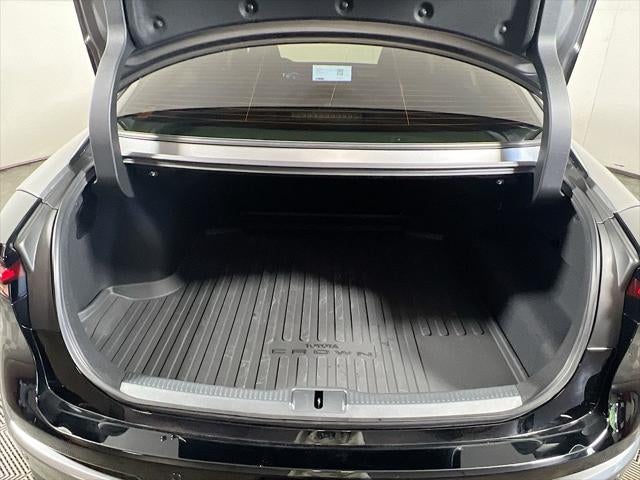 2026 Toyota Crown Platinum