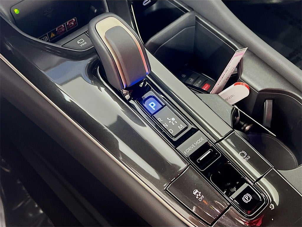 2025 Toyota Crown Platinum