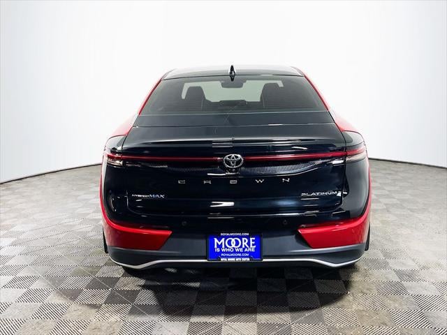 2023 Toyota Crown Platinum