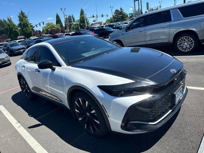 2023 Toyota Crown Platinum