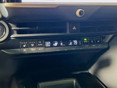 2025 Toyota Crown Platinum