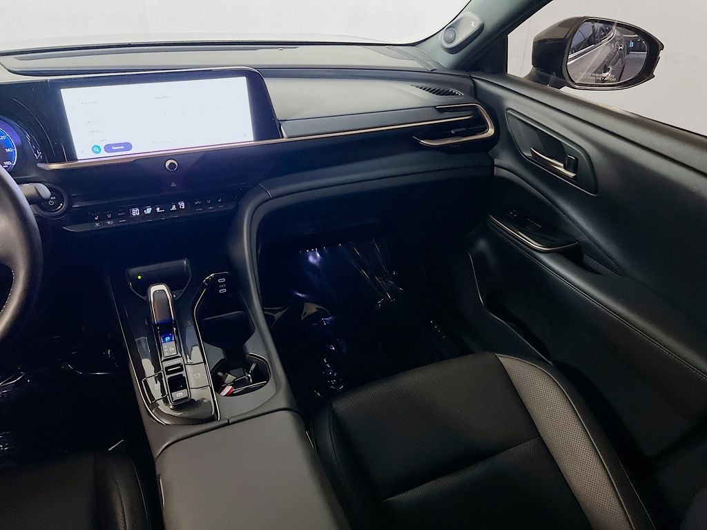 2025 Toyota Crown Platinum