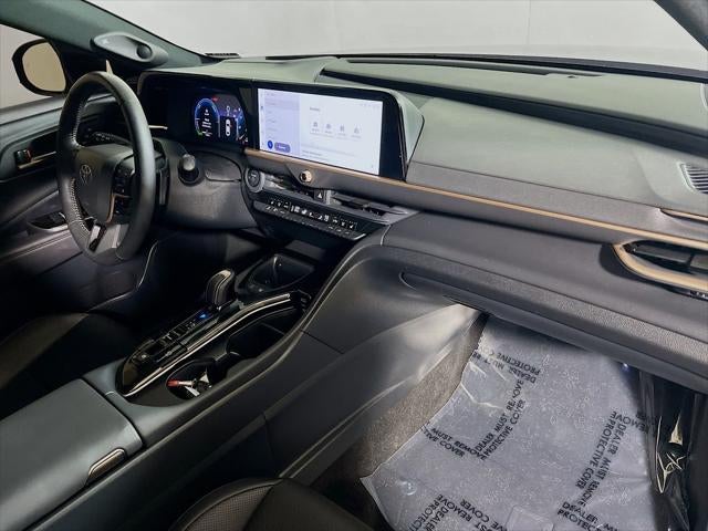 2025 Toyota Crown Platinum