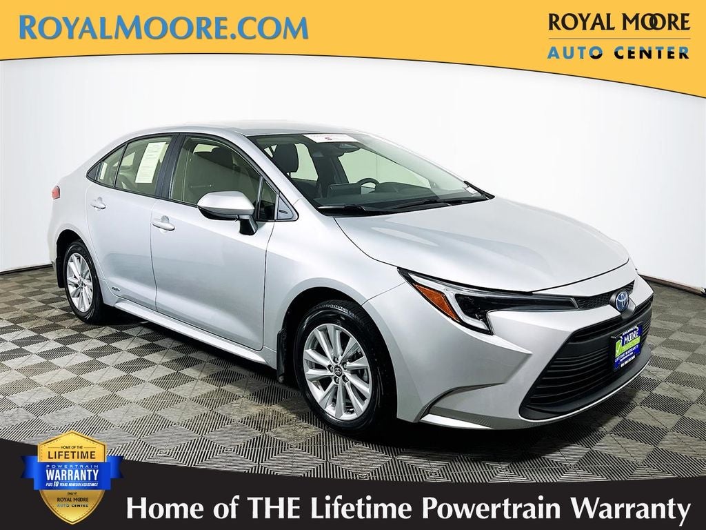 2025 Toyota Corolla Hybrid LE