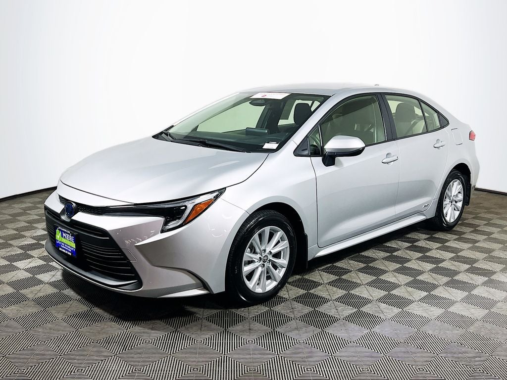 2025 Toyota Corolla Hybrid LE