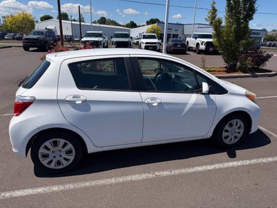2012 Toyota Yaris LE