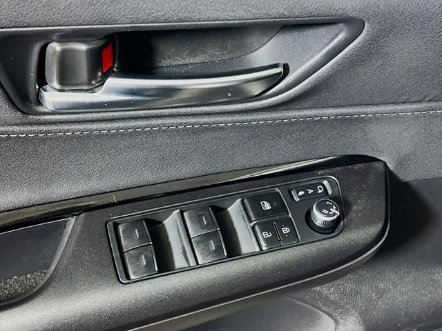 2024 Toyota Venza LE