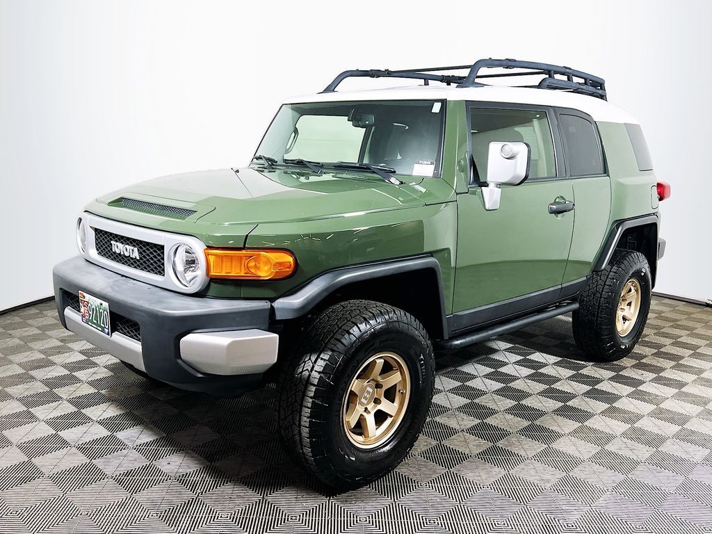 2014 Toyota FJ Cruiser Base