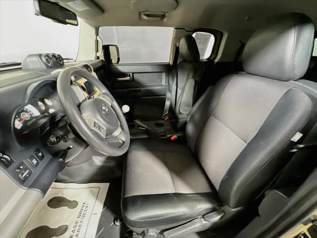 2014 Toyota FJ Cruiser Base