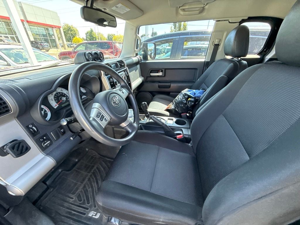 2014 Toyota FJ Cruiser Base