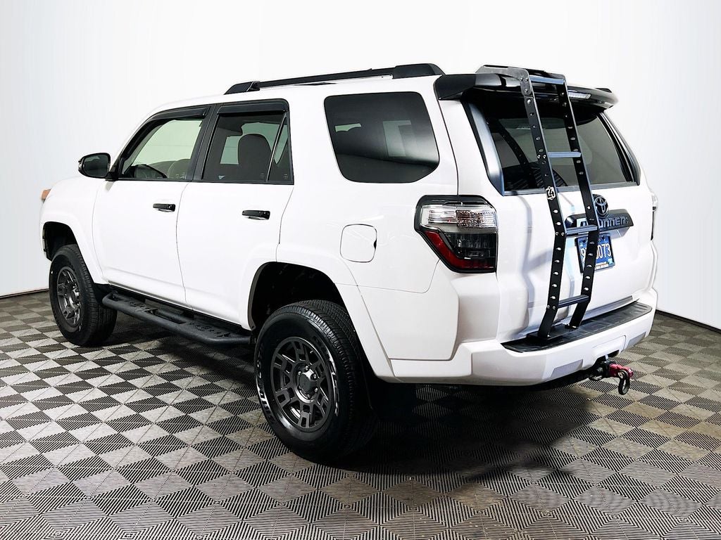 2020 Toyota 4Runner Venture