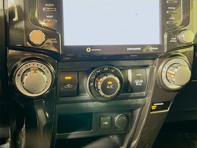 2024 Toyota 4Runner TRD Off-Road