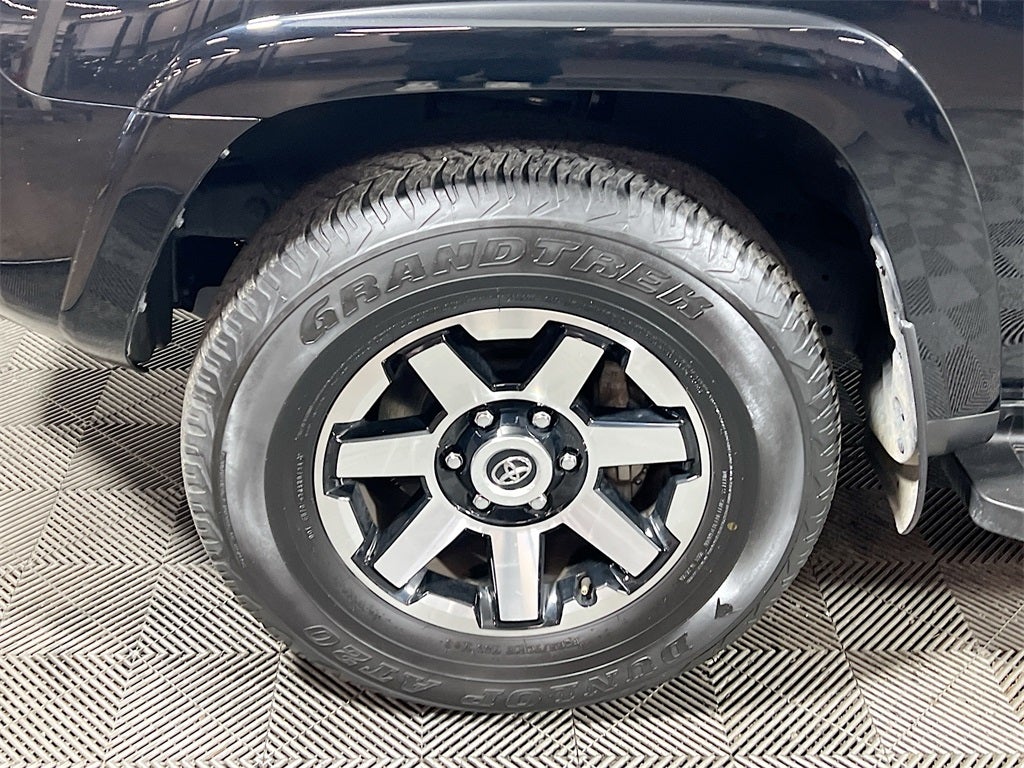 2024 Toyota 4Runner TRD Off-Road