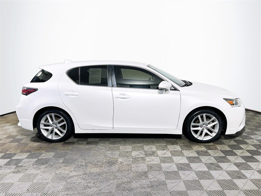 2017 Lexus CT 200h