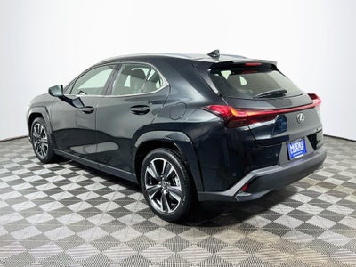 2025 Lexus UX 300h Premium