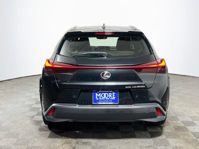 2025 Lexus UX 300h Premium
