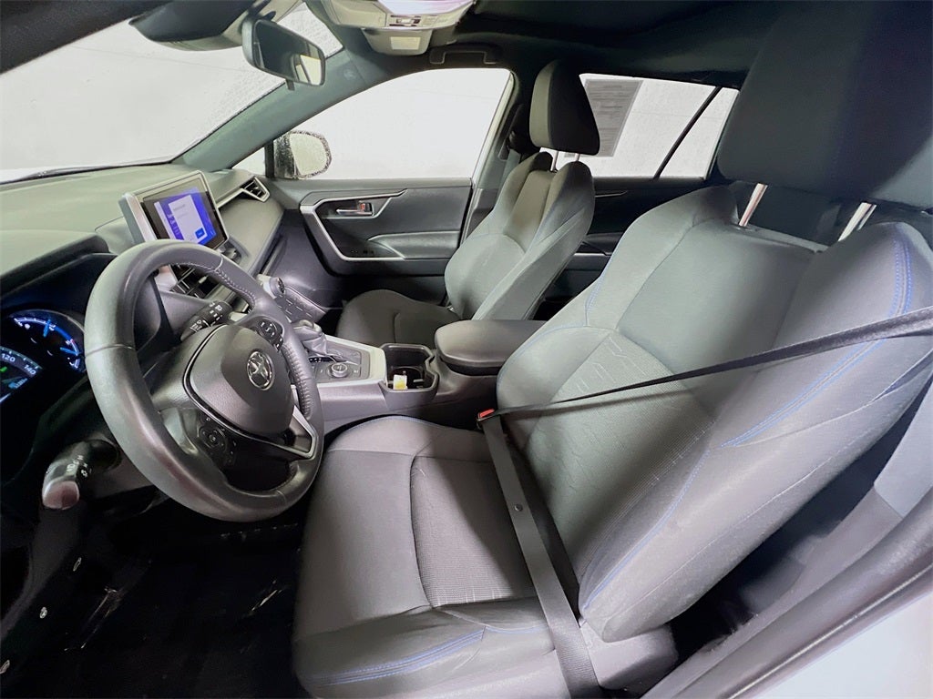 2023 Toyota RAV4 Hybrid SE