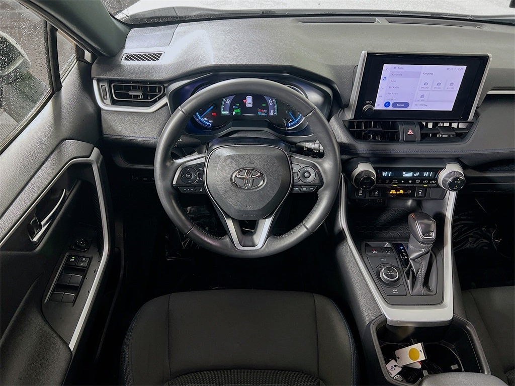 2023 Toyota RAV4 Hybrid SE