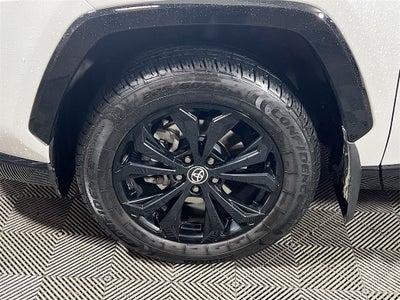 2023 Toyota RAV4 Hybrid SE