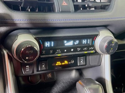 2023 Toyota RAV4 Hybrid SE