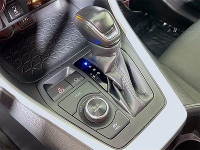 2023 Toyota RAV4 Hybrid SE