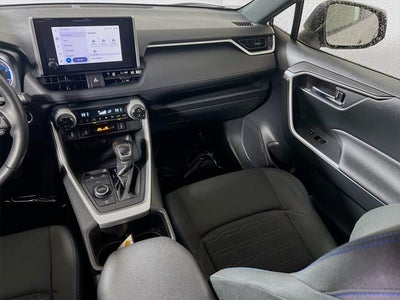 2023 Toyota RAV4 Hybrid SE