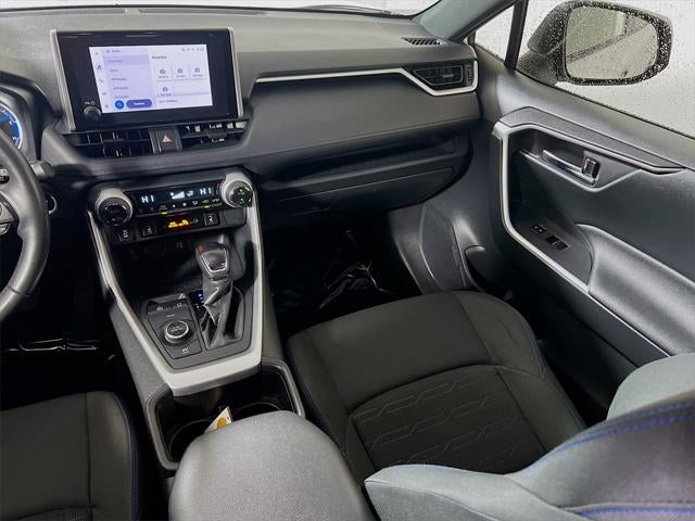 2023 Toyota RAV4 Hybrid SE