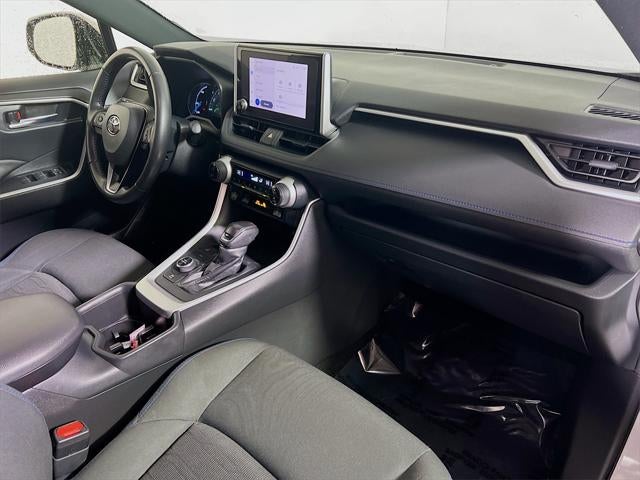 2023 Toyota RAV4 Hybrid SE