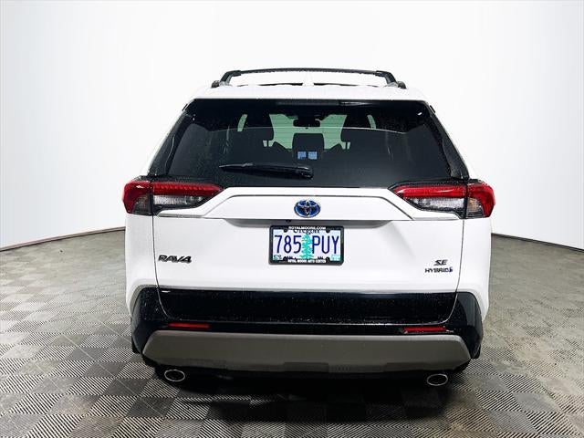 2023 Toyota RAV4 Hybrid SE