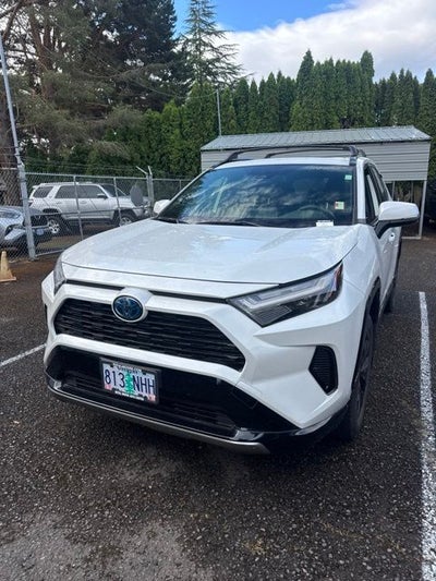 2024 Toyota RAV4 Hybrid SE
