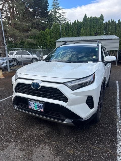 2024 Toyota RAV4 Hybrid SE
