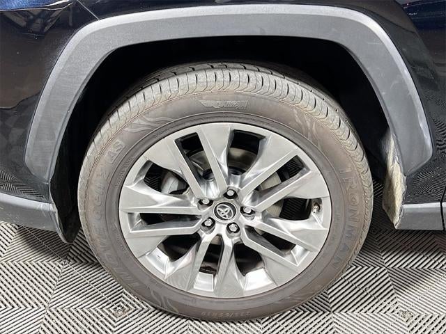 2019 Toyota RAV4 XLE Premium