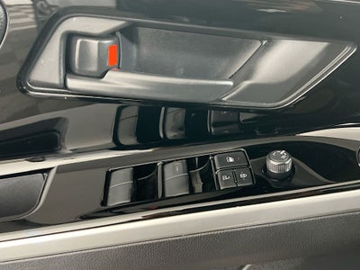 2025 Toyota bZ4X XLE