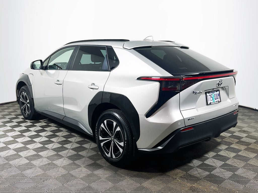 2024 Toyota bZ4X XLE
