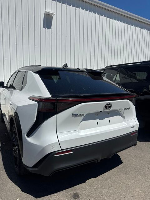 2023 Toyota bZ4X Limited