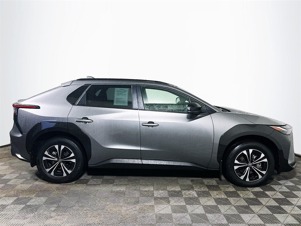 2024 Toyota bZ4X XLE