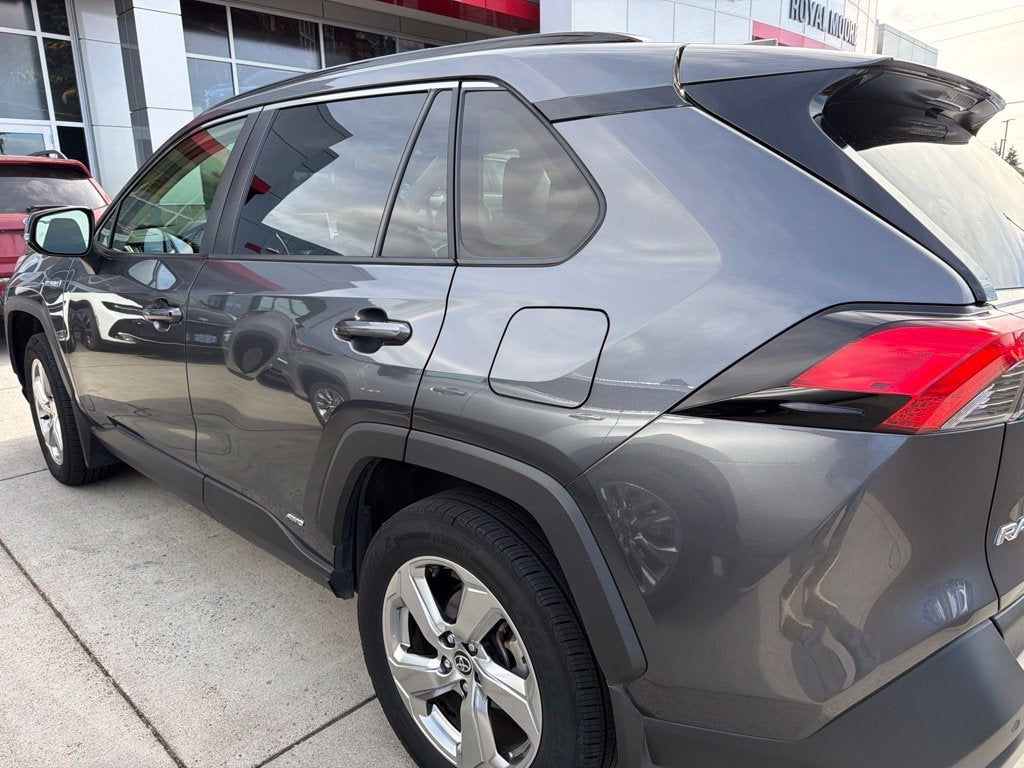 2021 Toyota RAV4 Hybrid XLE Premium