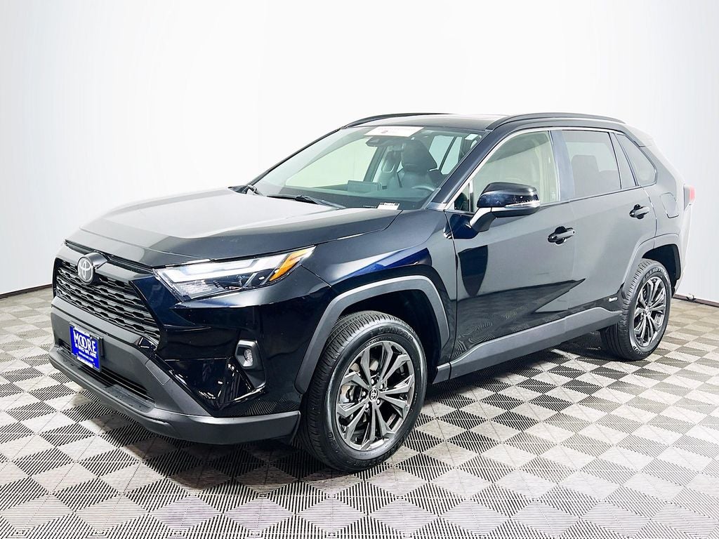 2025 Toyota RAV4 Hybrid XLE Premium