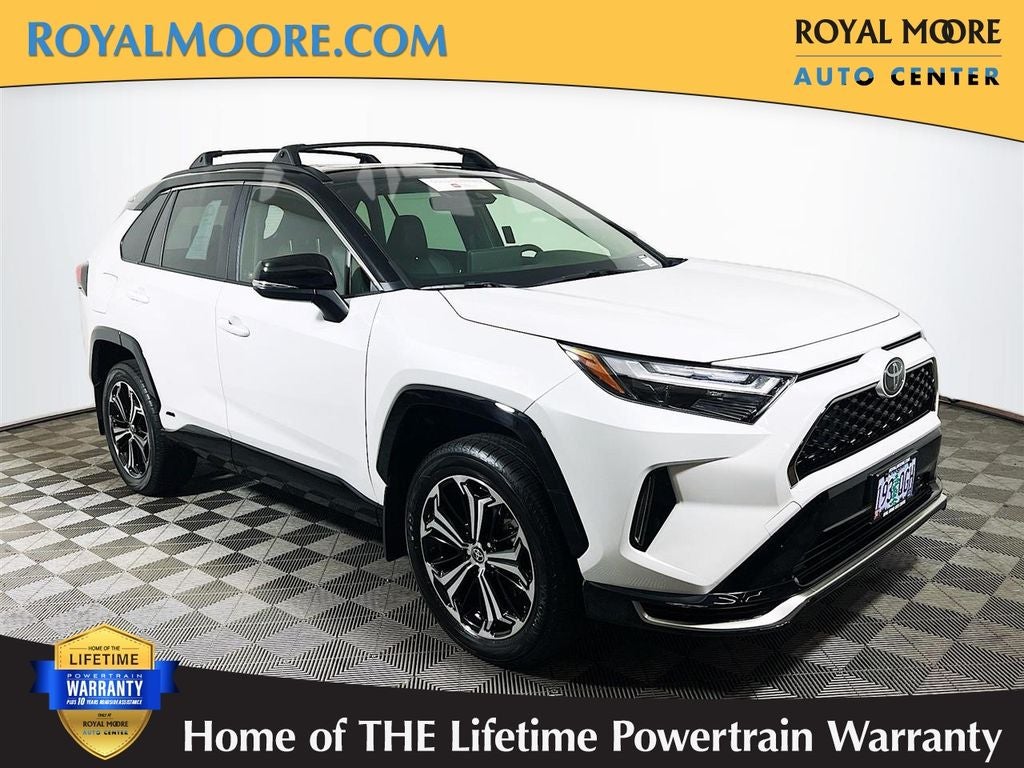 2025 Toyota RAV4 Plug-In Hybrid XSE