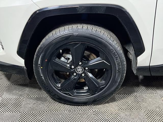 2019 Toyota RAV4 Hybrid XSE