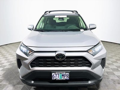 2020 Toyota RAV4 LE
