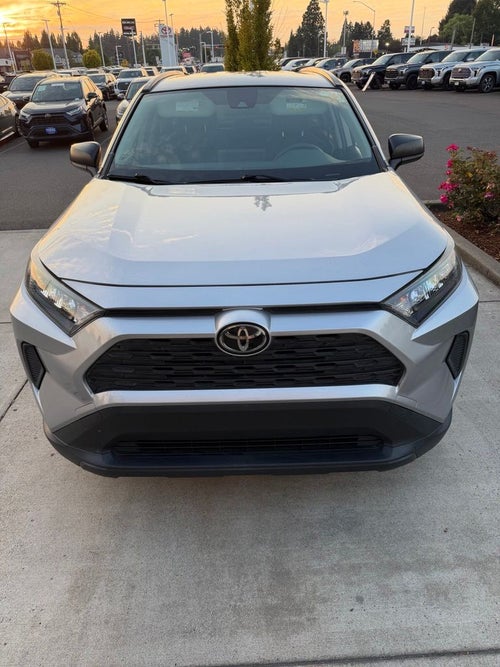 2019 Toyota RAV4 LE