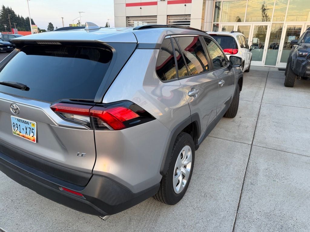 2019 Toyota RAV4 LE