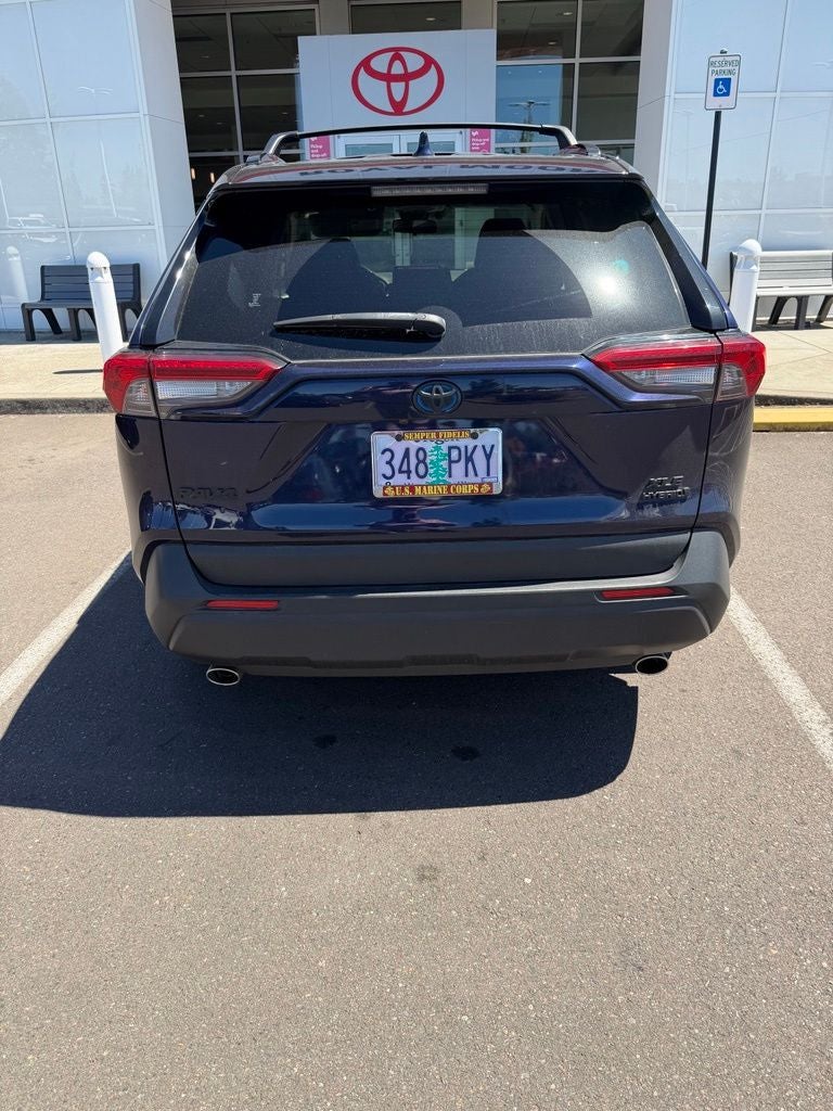 2020 Toyota RAV4 Hybrid XLE