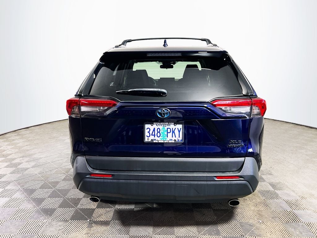 2020 Toyota RAV4 Hybrid XLE