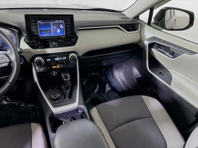 2020 Toyota RAV4 Hybrid XLE