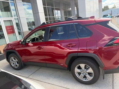 2025 Toyota RAV4 Hybrid XLE