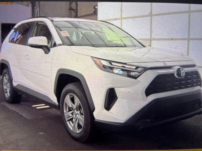 2025 Toyota RAV4 Hybrid XLE
