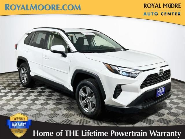 2025 Toyota RAV4 Hybrid XLE