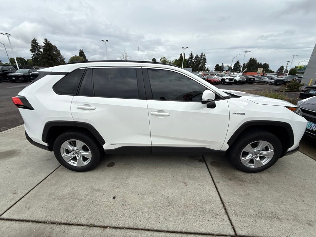 2021 Toyota RAV4 Hybrid XLE